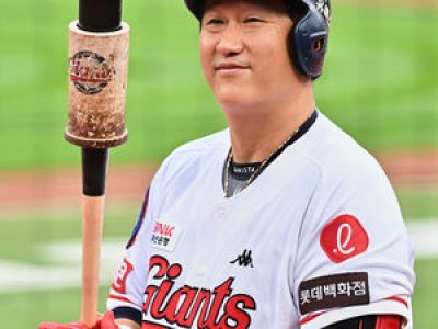 조선 4번타자 대만에서 감독으로 복귀