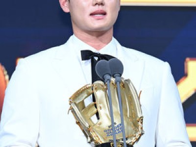 김주원 골든글러브로 최고 유격수 입증