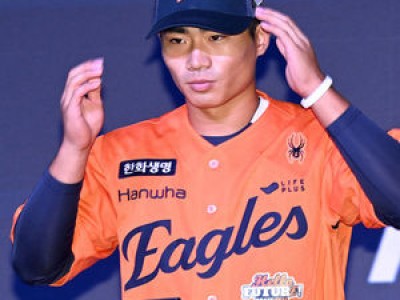 한화 이글스 2026 신인 10명과 계약 완료