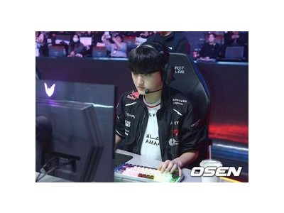 9만 딜량으로 2세트 역전극 날린 딜량 신기록